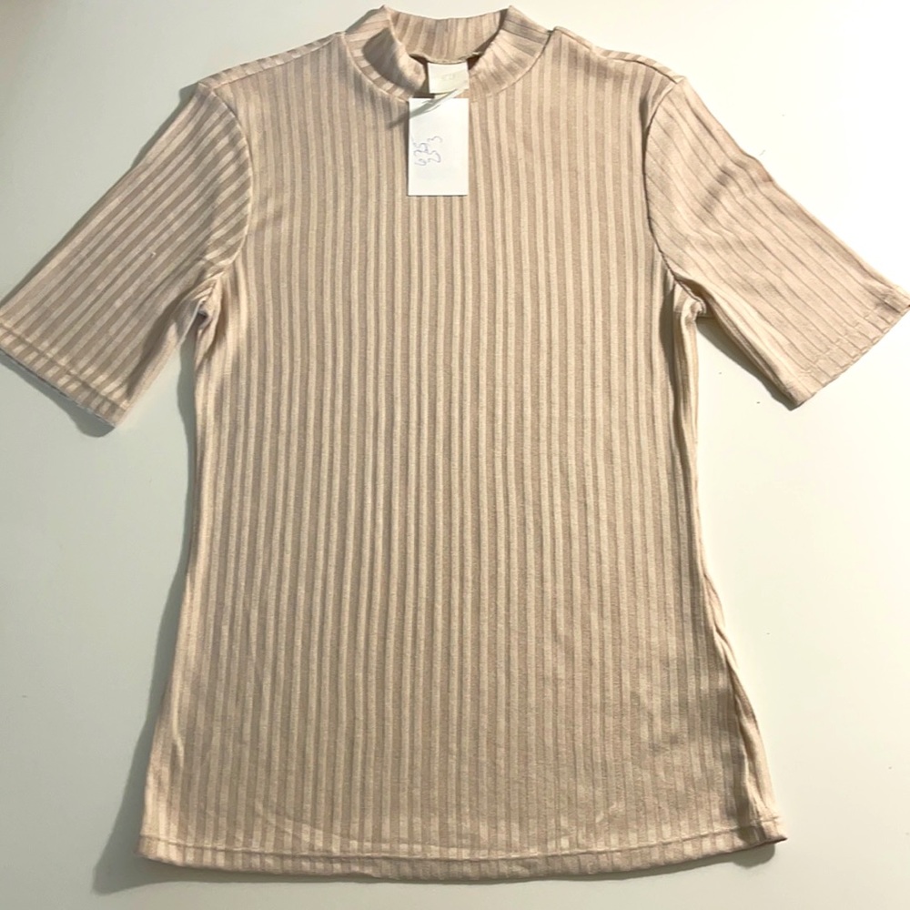 H&M Blouse - Picture 2 of 2